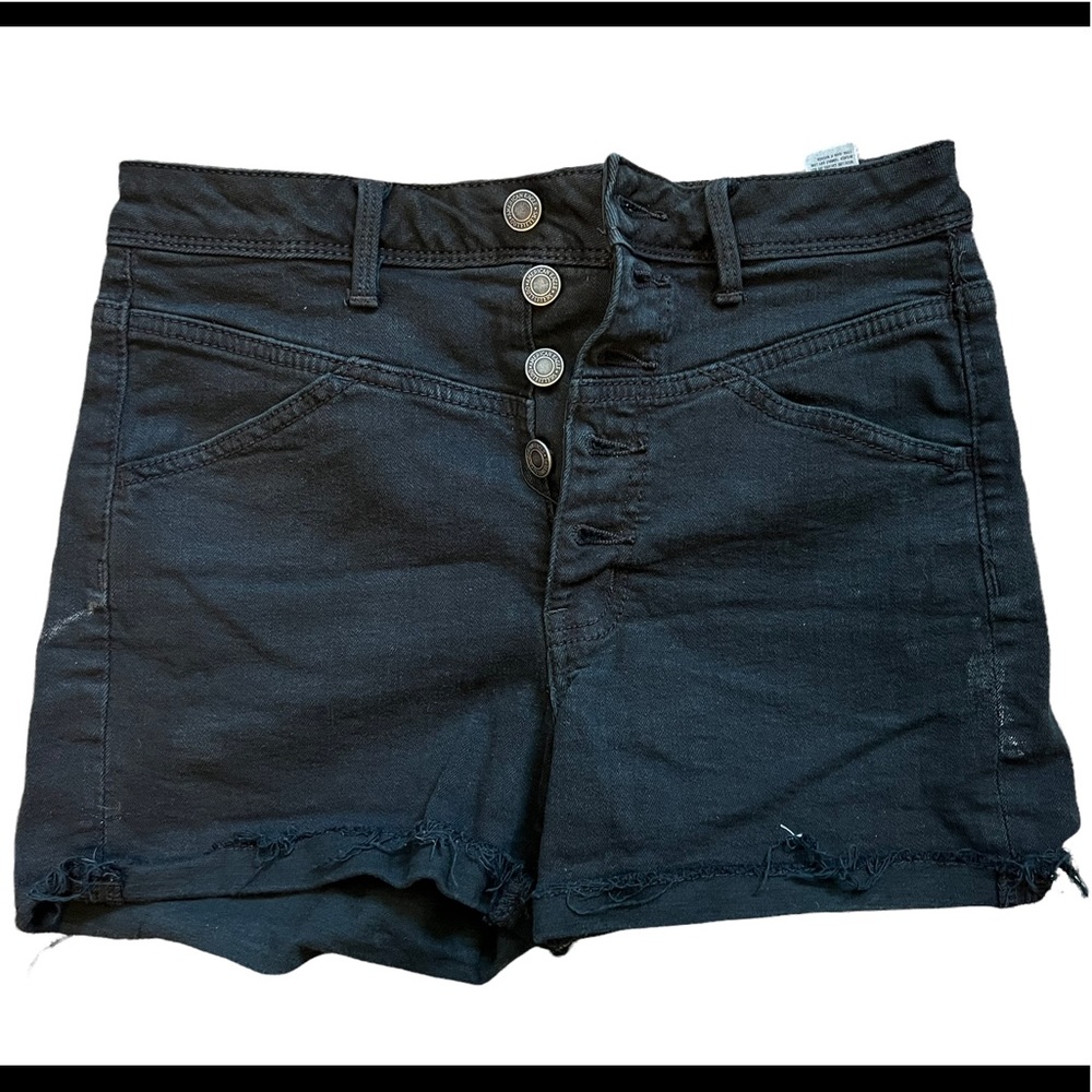 American eagle shorts black